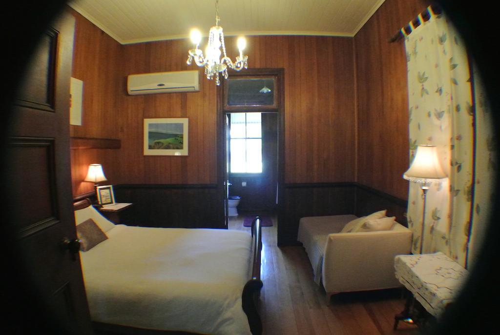 Wiss House Bed & Breakfast Kalbar Zimmer foto